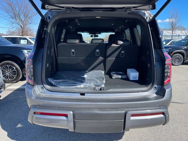 New 2025 Nissan Armada SL image 10