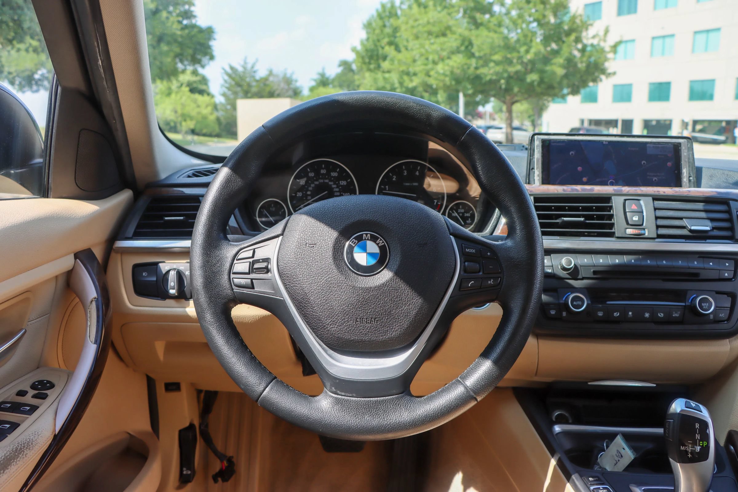 Used 2014 BMW 328i Sedan RWD image 27