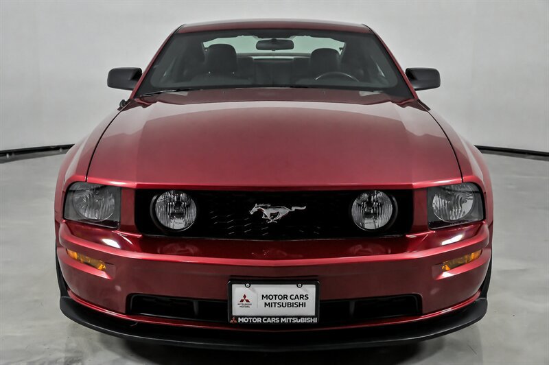 Used 2007 Ford Mustang GT Premium RWD image 3