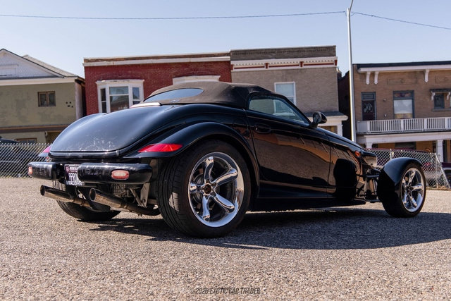 Used 1999 Plymouth Prowler RWD image 17