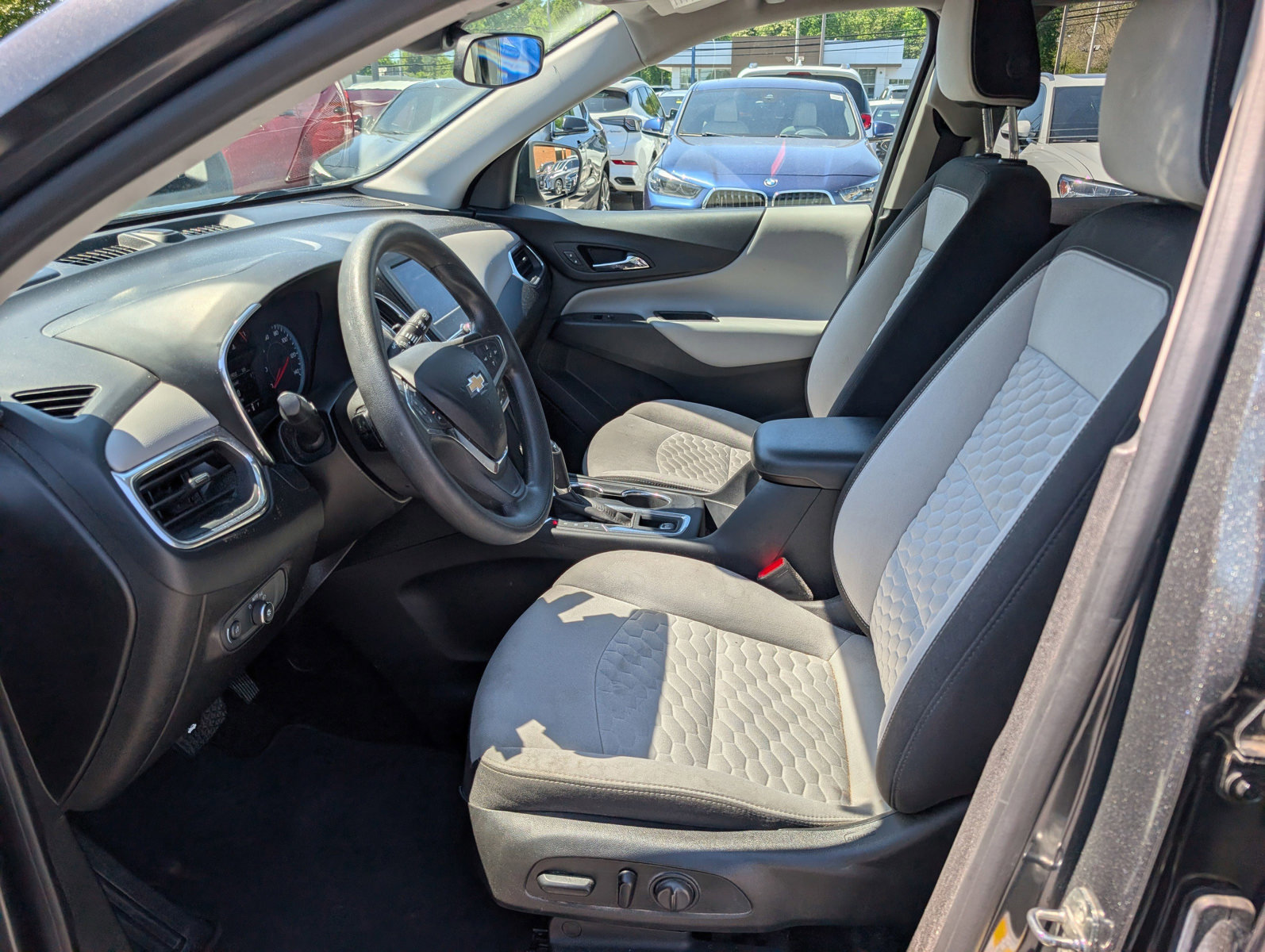 Used 2021 Chevrolet Equinox LS w/ LS Convenience Package FWD image 15