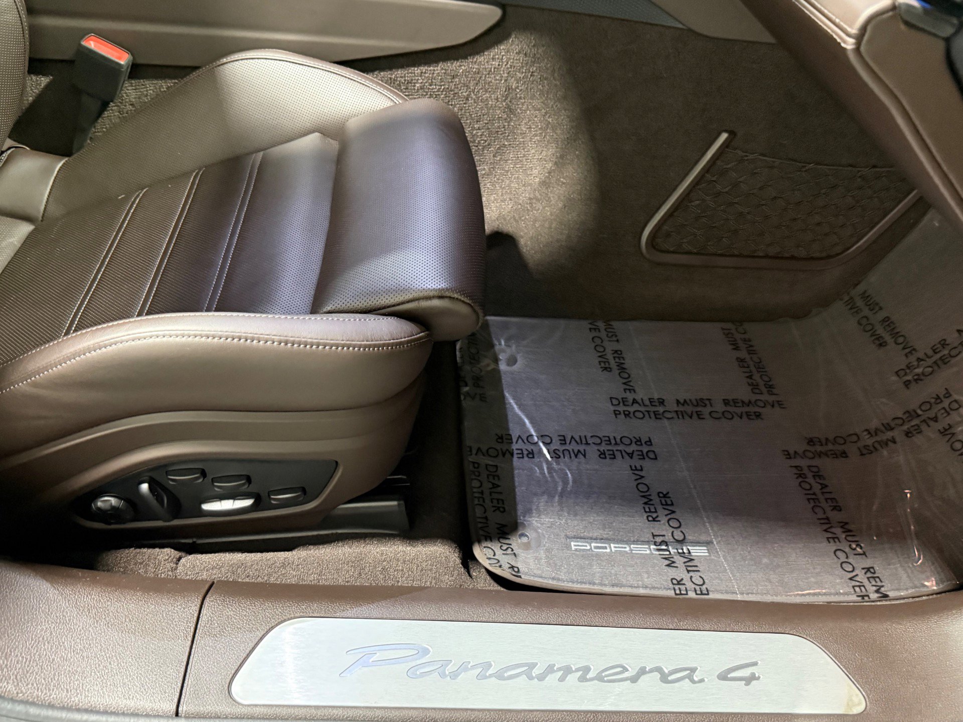 Used 2025 Porsche Panamera 4 image 62