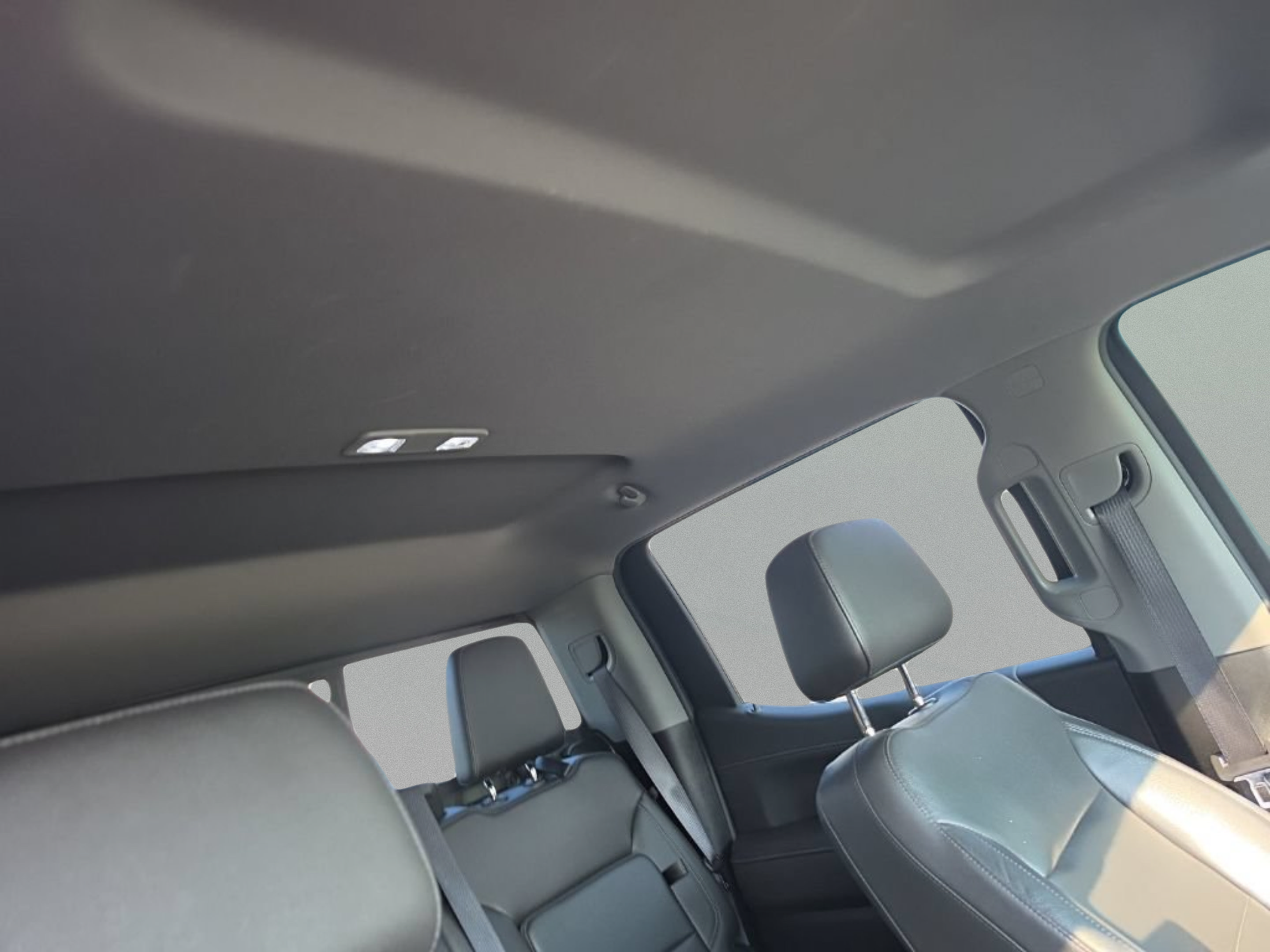 Used 2019 Chevrolet Silverado 1500 LTZ w/ LTZ Plus Package AWD/4WD image 25