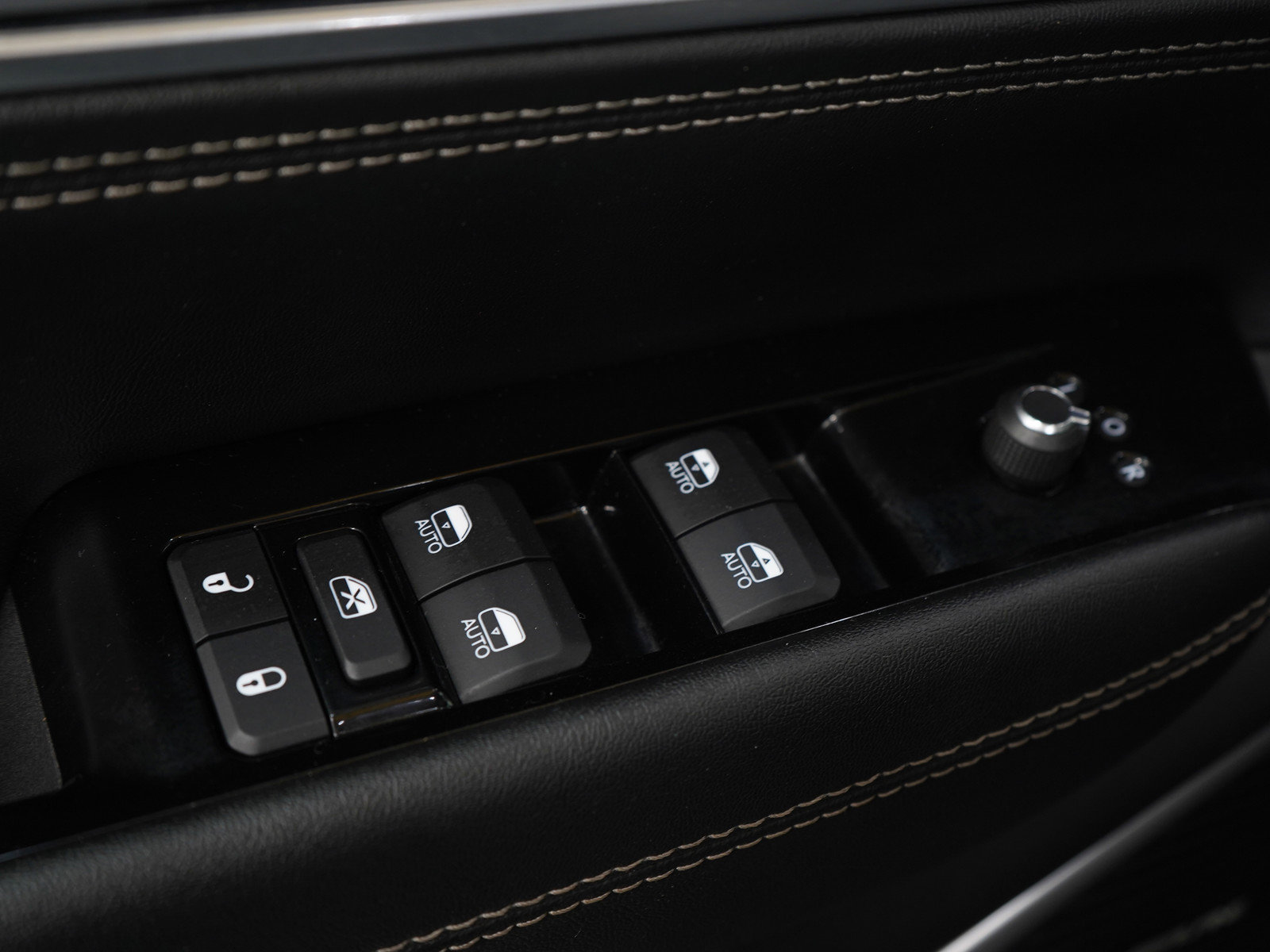 Used 2024 Jeep Wagoneer Series II image 23