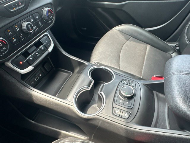 Used 2023 GMC Terrain SLT w/ Infotainment Package II AWD/4WD image 24