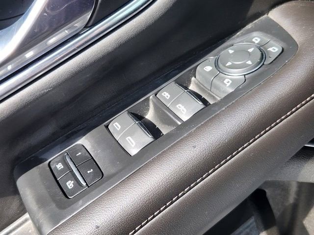 Used 2021 Chevrolet Suburban High Country w/ Premium Package image 22