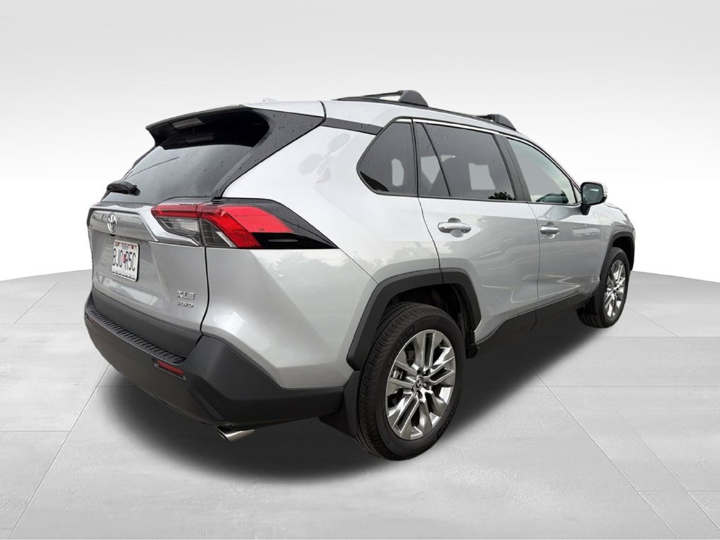 Used 2025 Toyota RAV4 XLE Premium w/ Weather Package AWD/4WD image 3