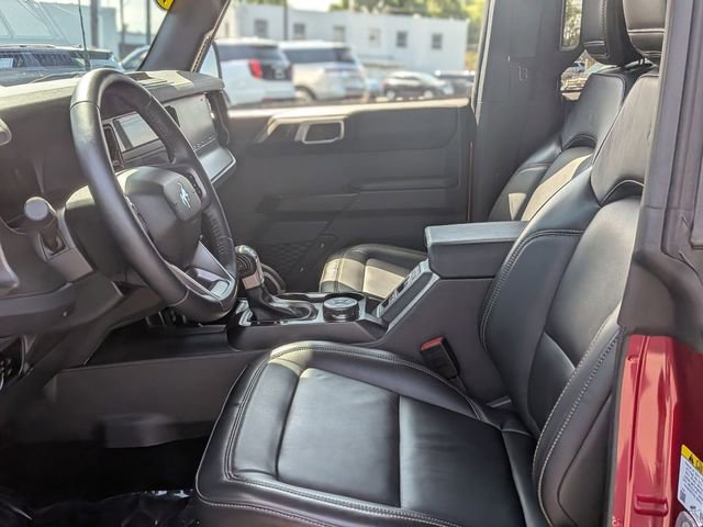 Used 2025 Ford Bronco Badlands AWD/4WD image 14
