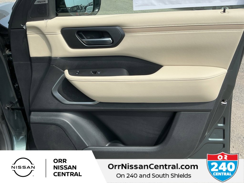 New 2026 Nissan Armada Platinum Reserve image 10