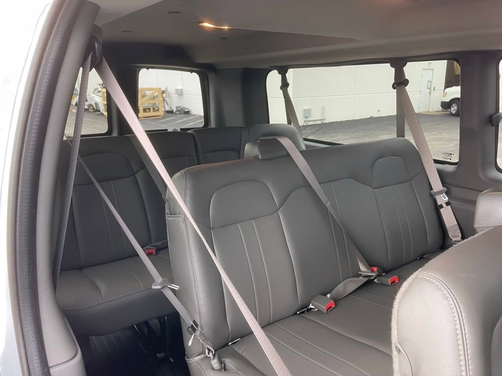 New 2025 Chevrolet Express 3500 LS RWD image 21