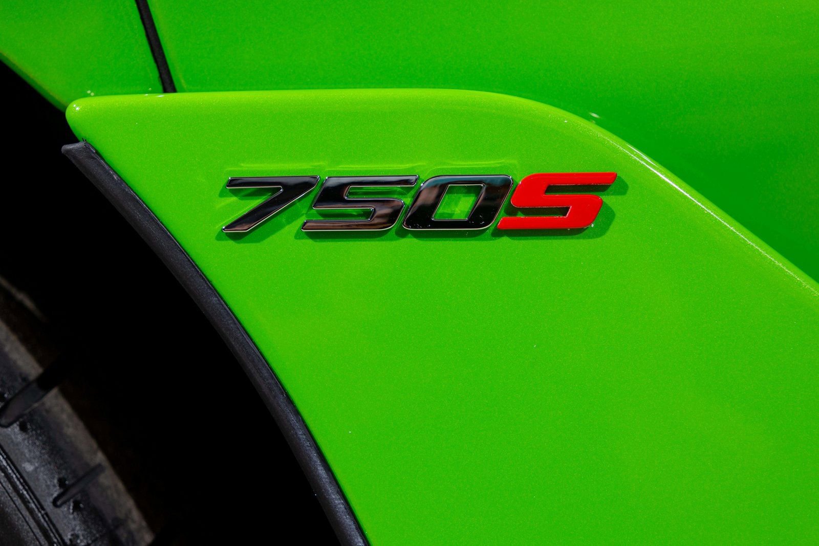 New 2026 McLaren 750S RWD image 8
