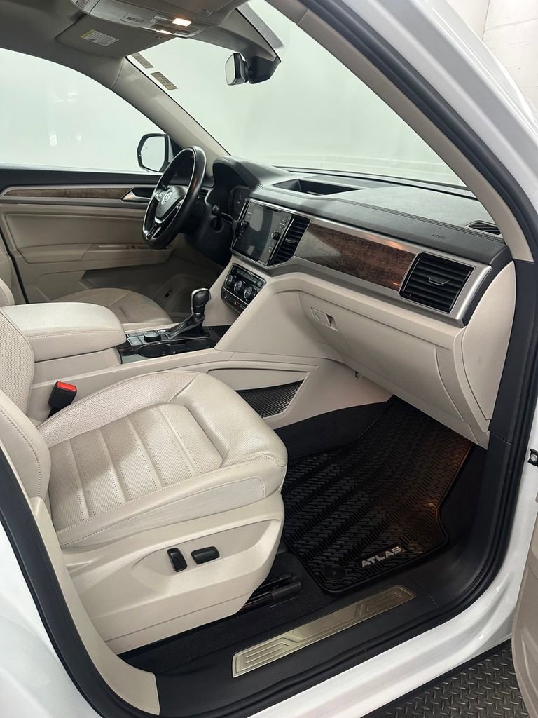 Used 2019 Volkswagen Atlas SEL Premium image 41