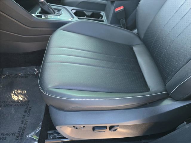 Used 2023 Volkswagen Tiguan SE R-Line image 15