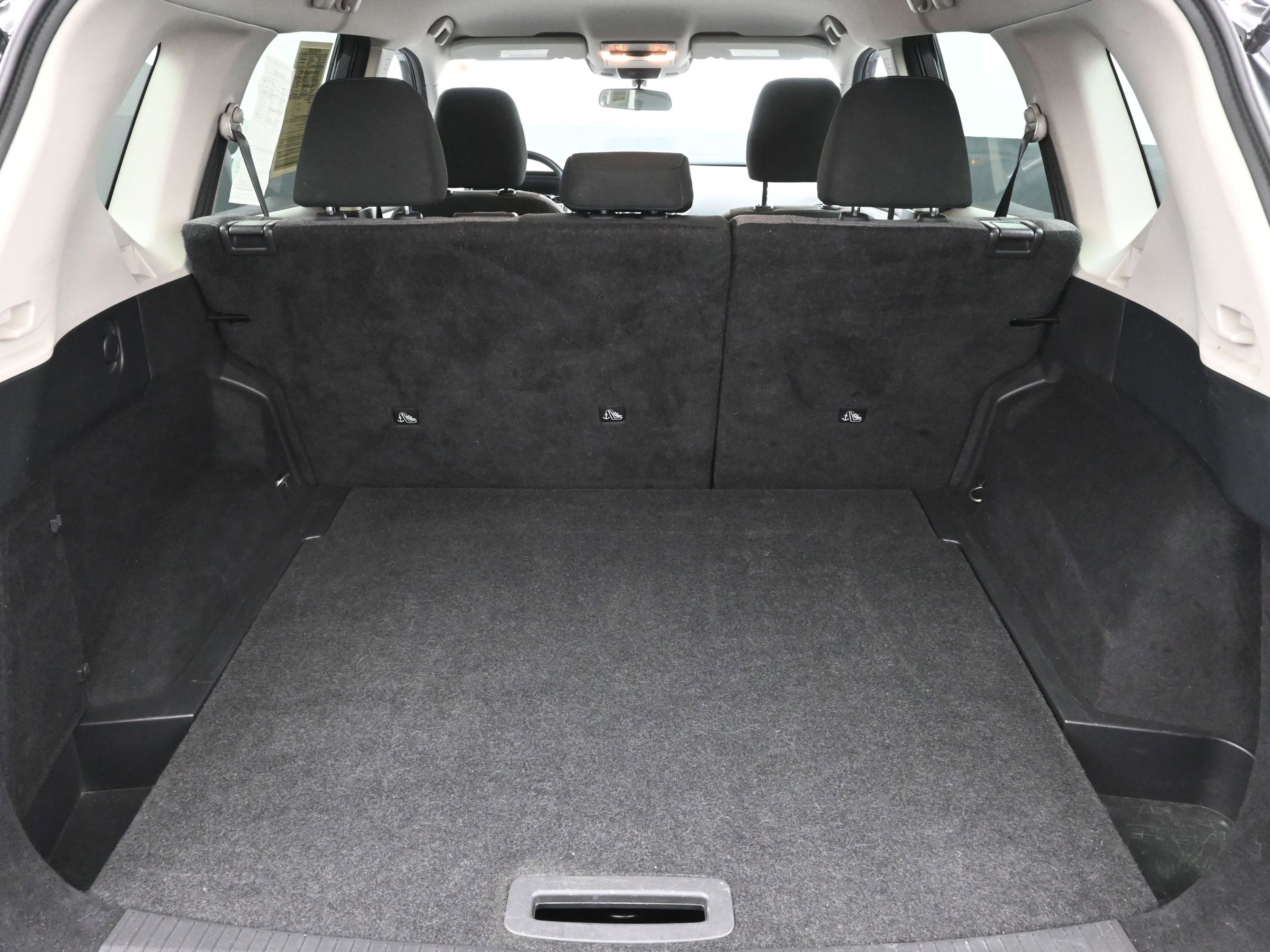 Used 2021 Nissan Rogue SV image 23