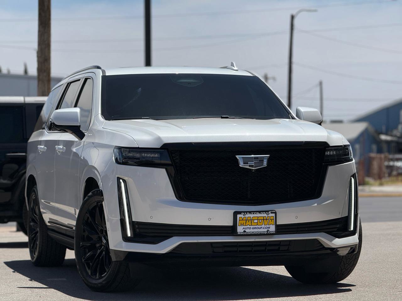 Used 2021 Cadillac Escalade Sport w/ Driver Assist Tech Package AWD/4WD image 2