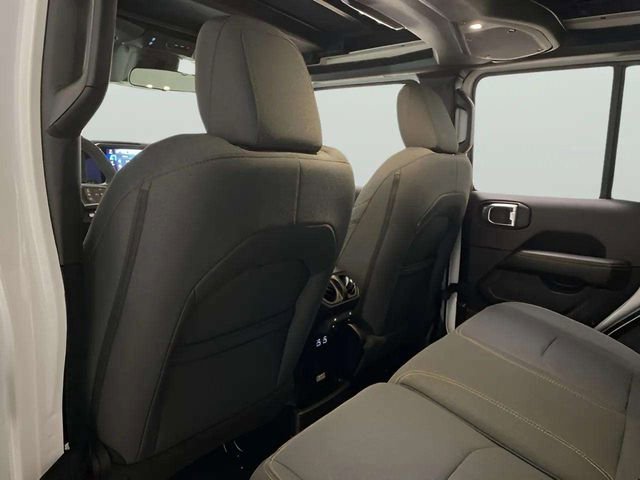 Used 2025 Jeep Wrangler Unlimited Sahara w/ Safety Group image 64