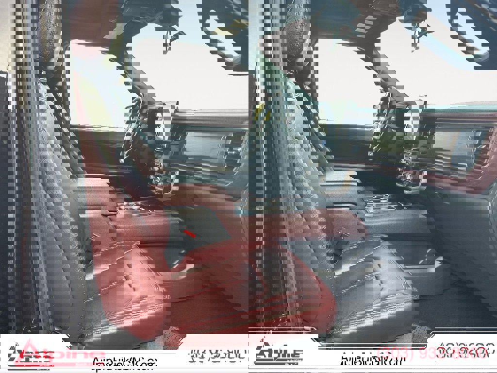 Used 2024 Ford Expedition Limited image 15