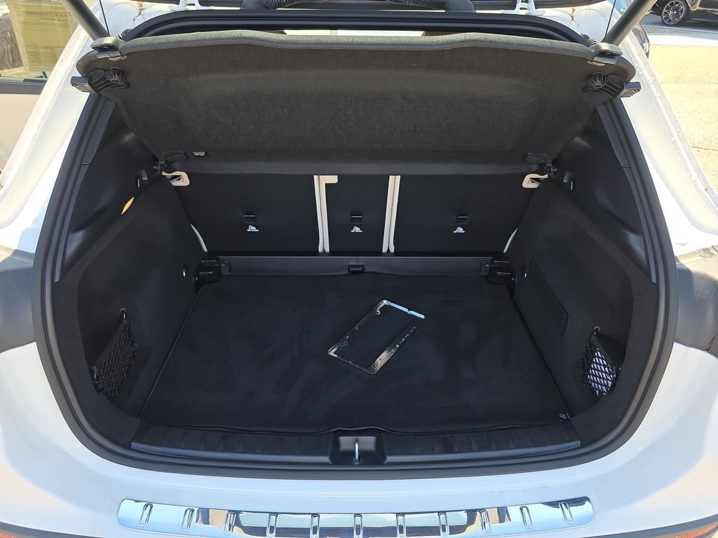 Used 2025 Mercedes-Benz GLA 250 4MATIC image 16
