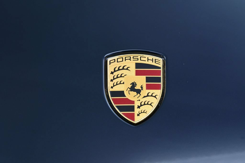 Certified 2021 Porsche Cayenne S AWD/4WD image 32