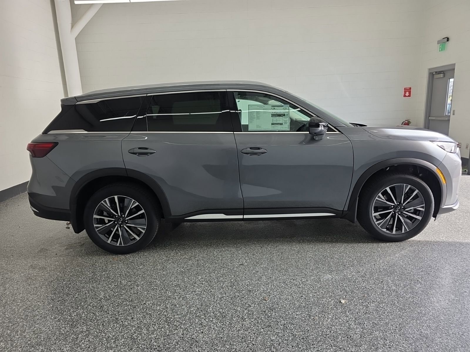 New 2026 INFINITI QX60 Luxe w/ Cargo Package image 6