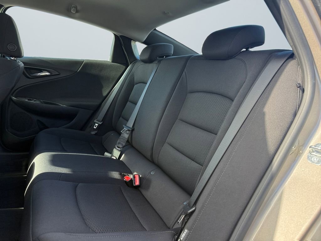 Used 2022 Chevrolet Malibu RS image 13