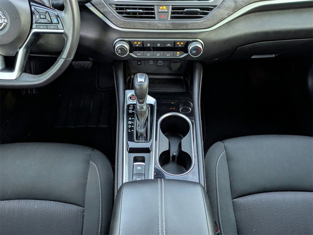 Used 2023 Nissan Altima 2.5 SV w/ SV Premium Package image 18