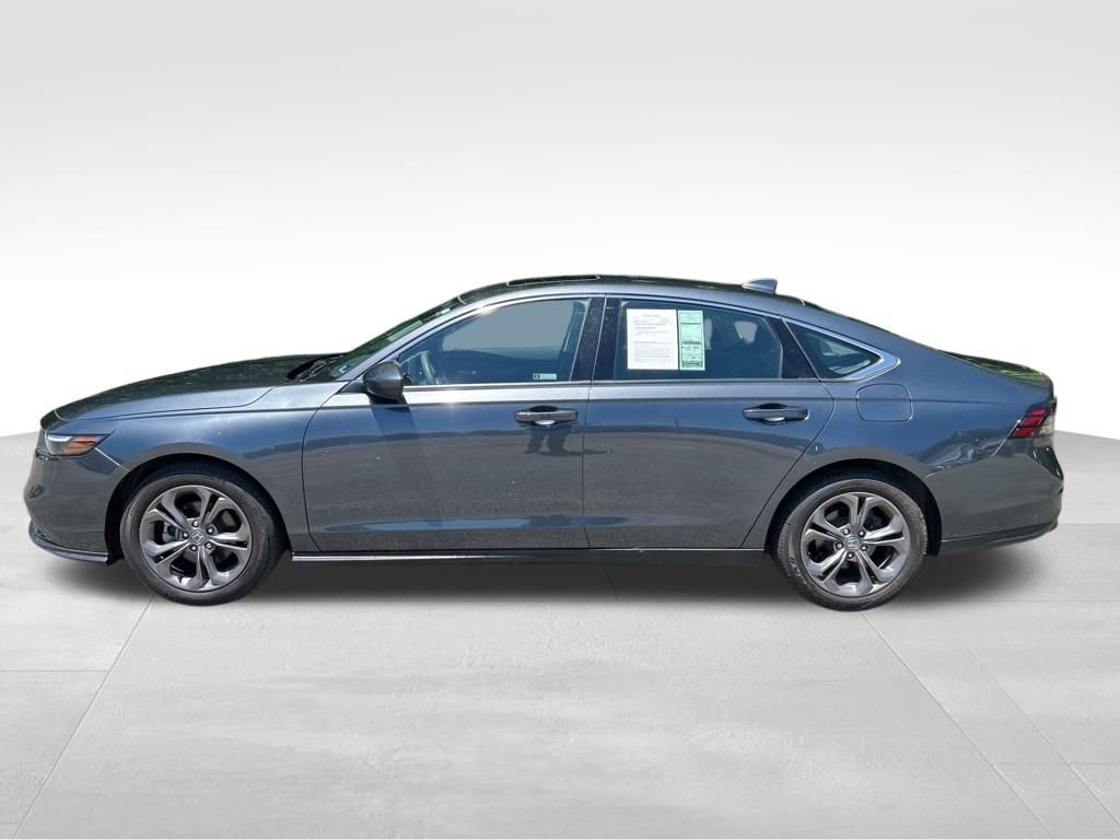 Used 2024 Honda Accord EX image 2