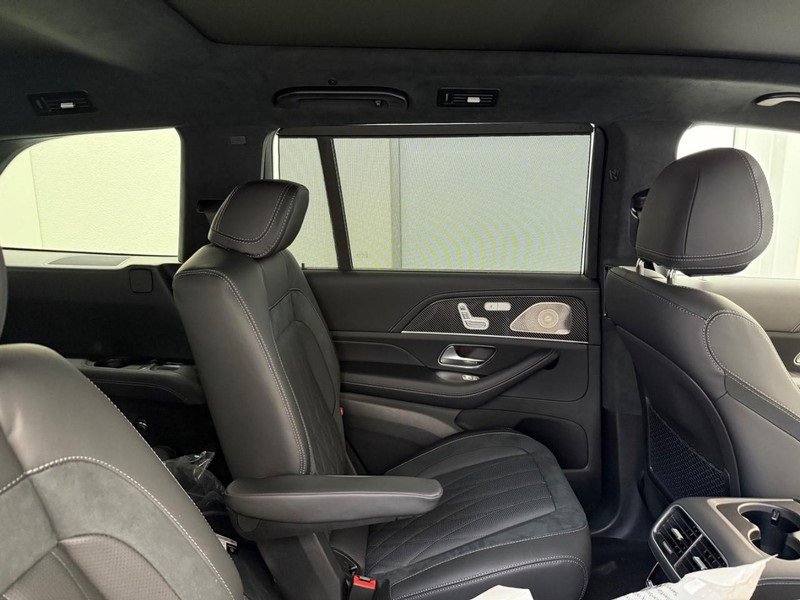 New 2026 Mercedes-Benz GLS 63 AMG 4MATIC image 6