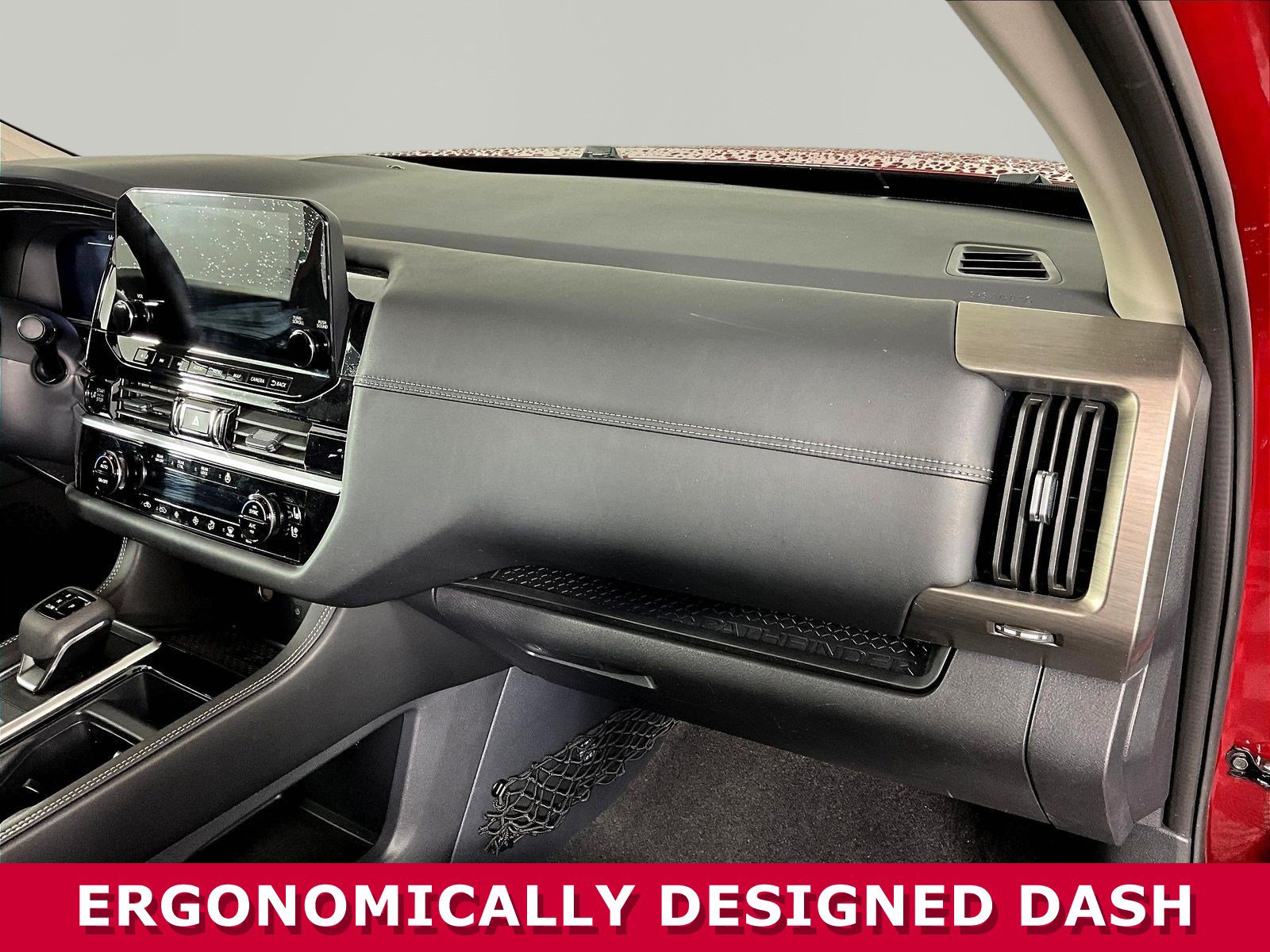 Certified 2025 Nissan Pathfinder Platinum w/ Cargo Package FWD image 25