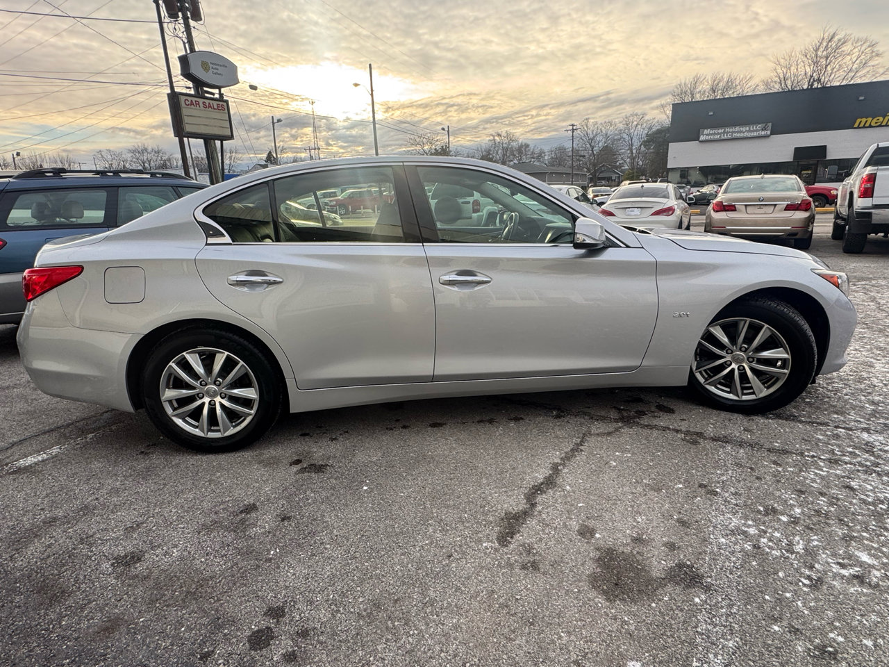 Used 2016 INFINITI Q50 Premium image 7