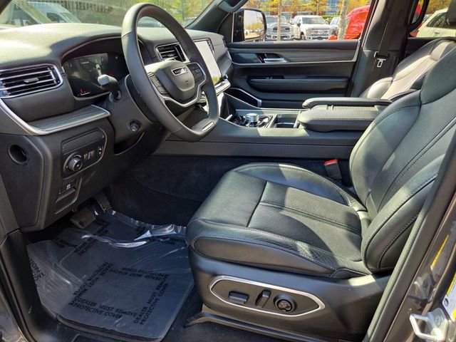 Used 2024 Jeep Wagoneer Series II image 11