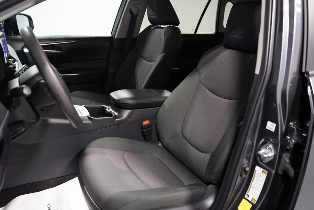 Certified 2024 Toyota RAV4 XLE image 27