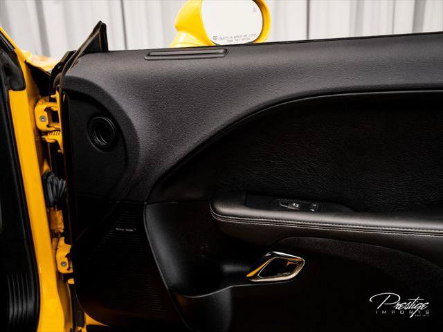 Used 2017 Dodge Challenger SRT Hellcat RWD image 38