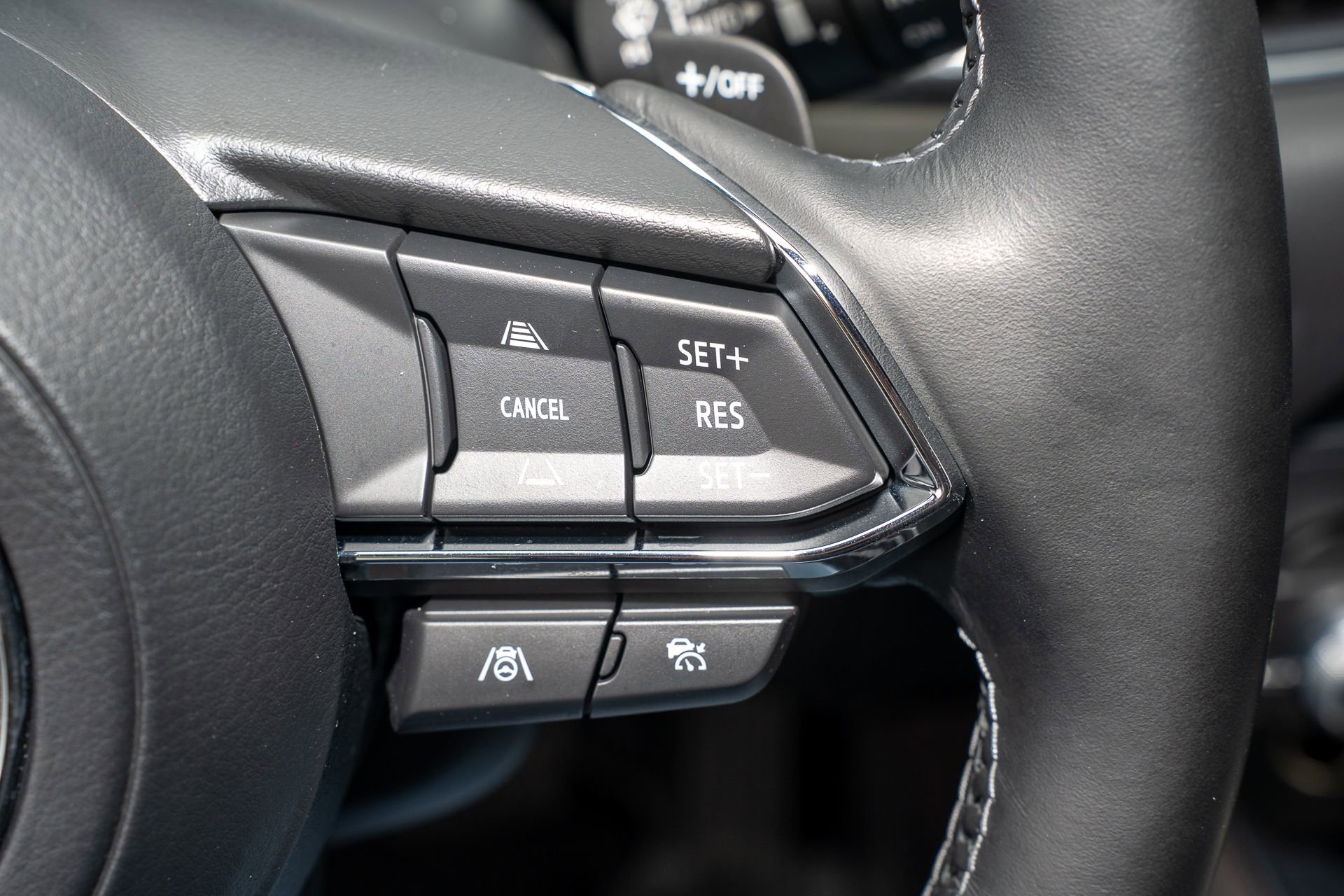 Used 2023 MAZDA CX-5 Signature AWD/4WD image 32