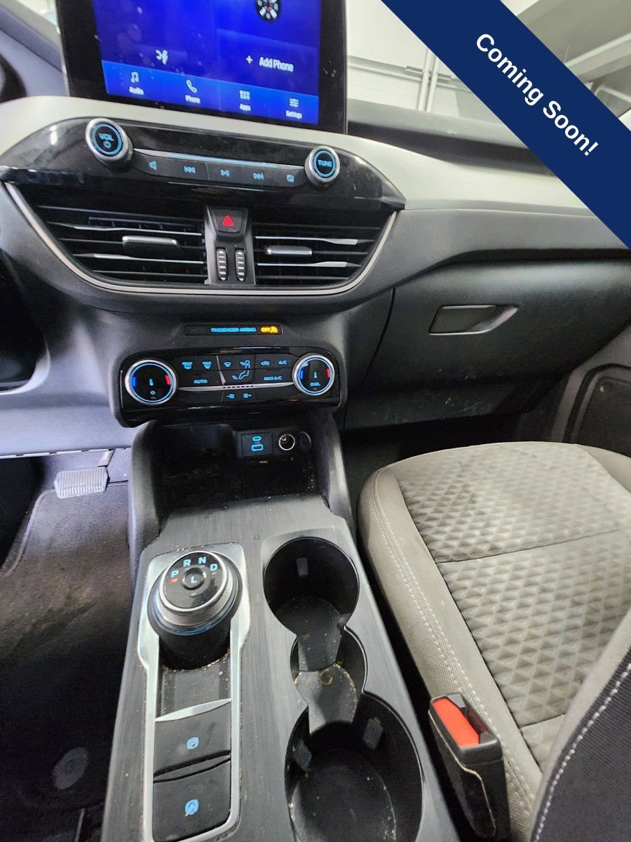 Used 2022 Ford Escape SE image 15