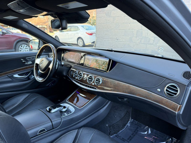 Used 2015 Mercedes-Benz S 550 4MATIC Sedan image 31