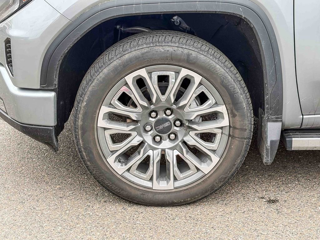 Used 2024 GMC Sierra 1500 Denali Ultimate image 7