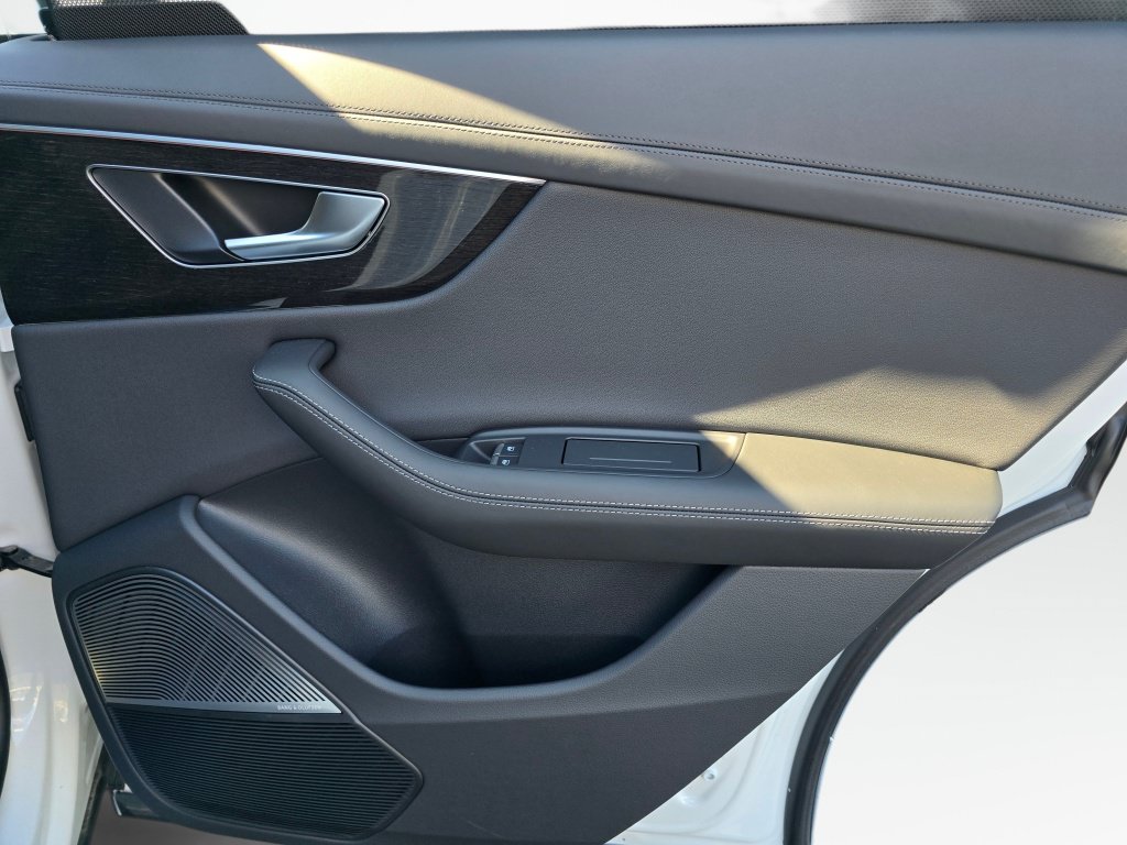 New 2026 Audi Q8 Prestige AWD/4WD image 22