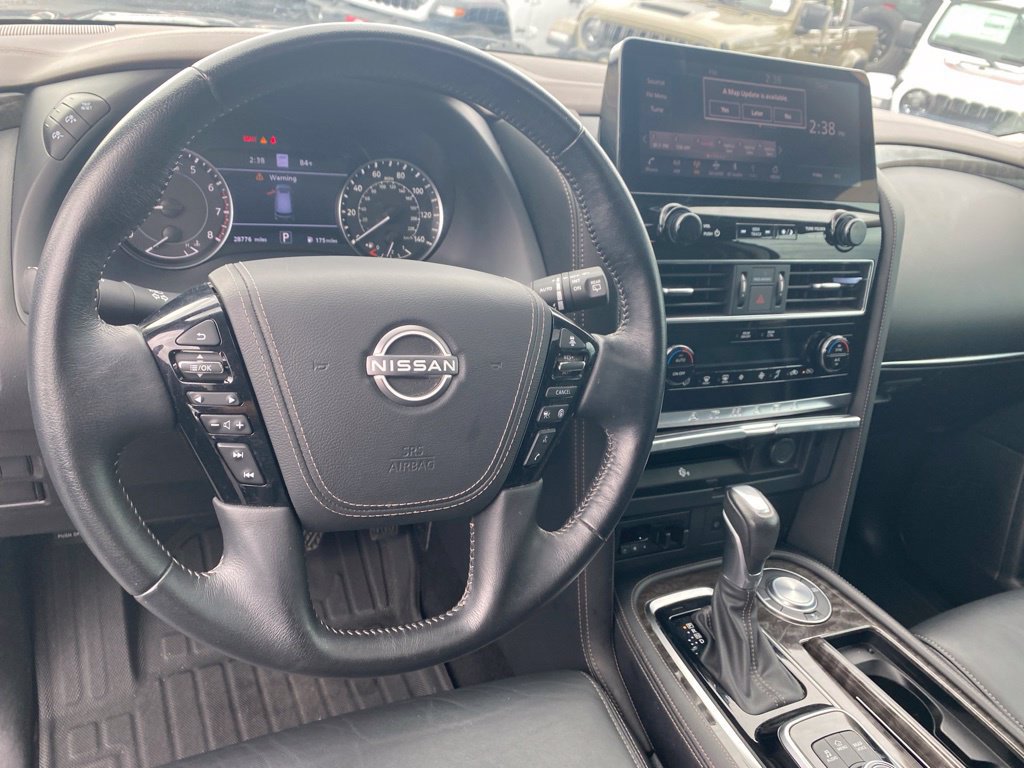Used 2024 Nissan Armada Platinum w/ Captain's Chairs Package RWD image 17