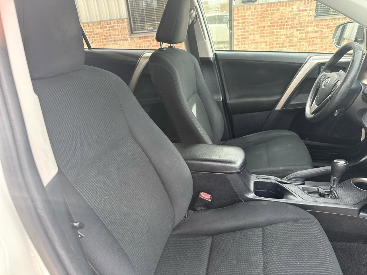 Used 2014 Toyota RAV4 LE image 51