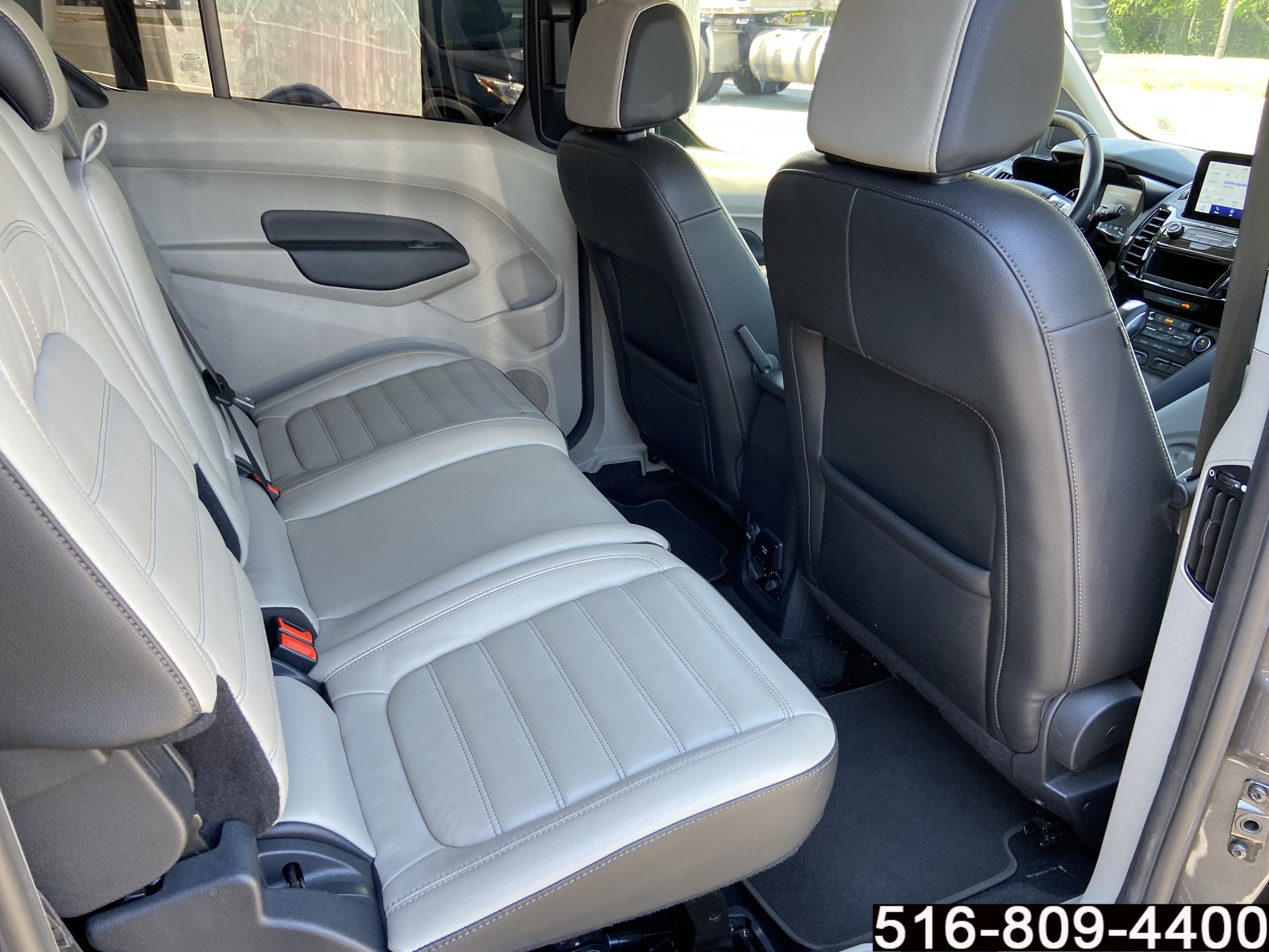 Used 2022 Ford Transit Connect Titanium FWD image 28