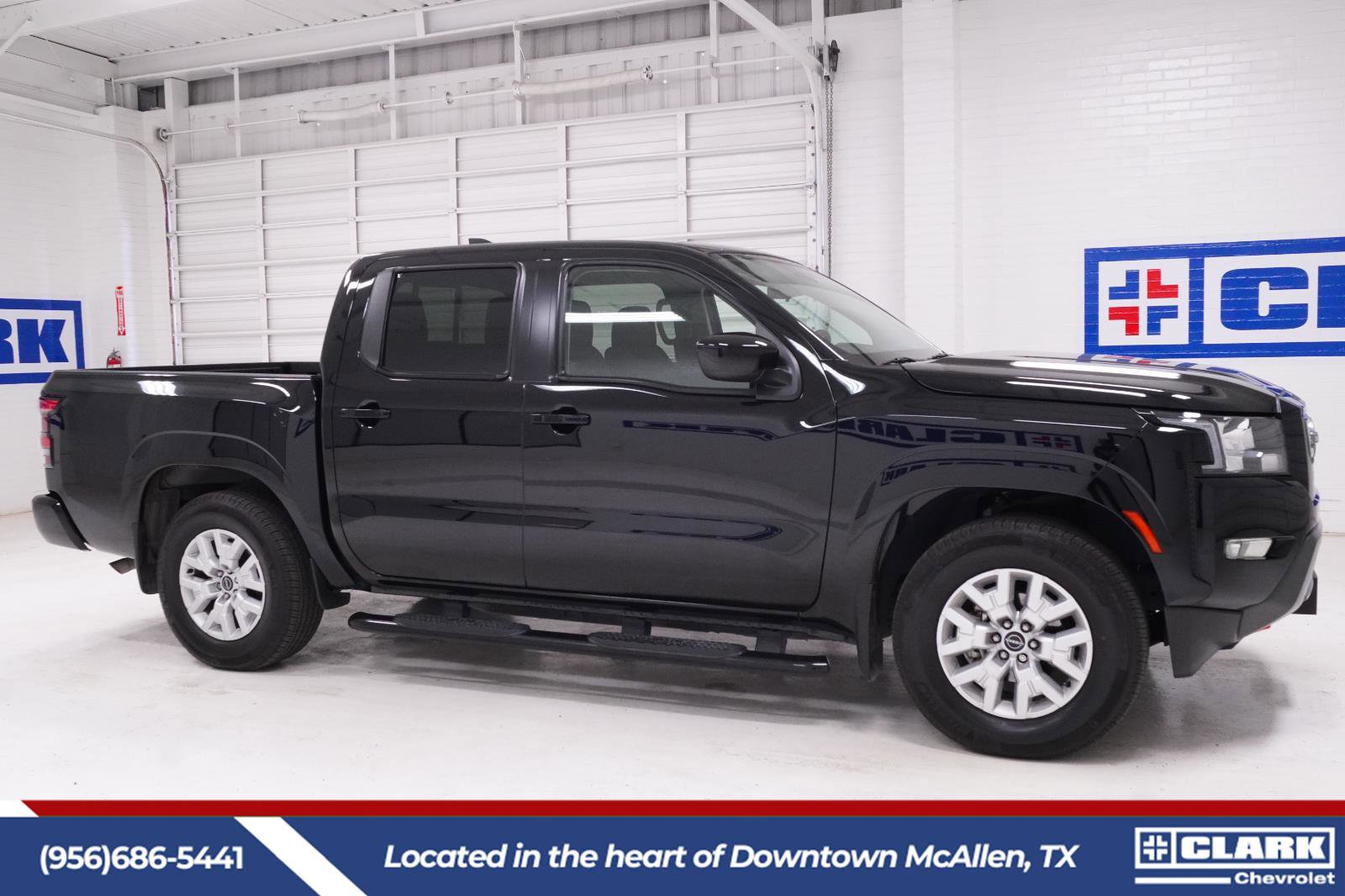 Used 2024 Nissan Frontier SV w/ SV Convenience Package image 4