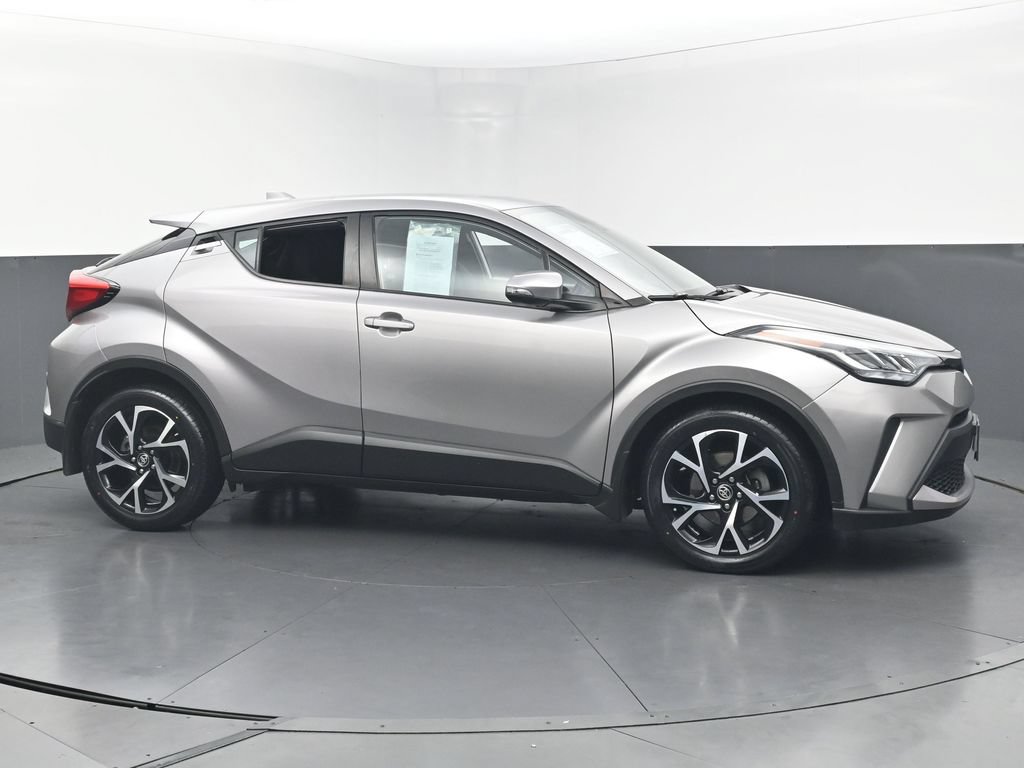 Used 2020 Toyota C-HR XLE FWD image 7