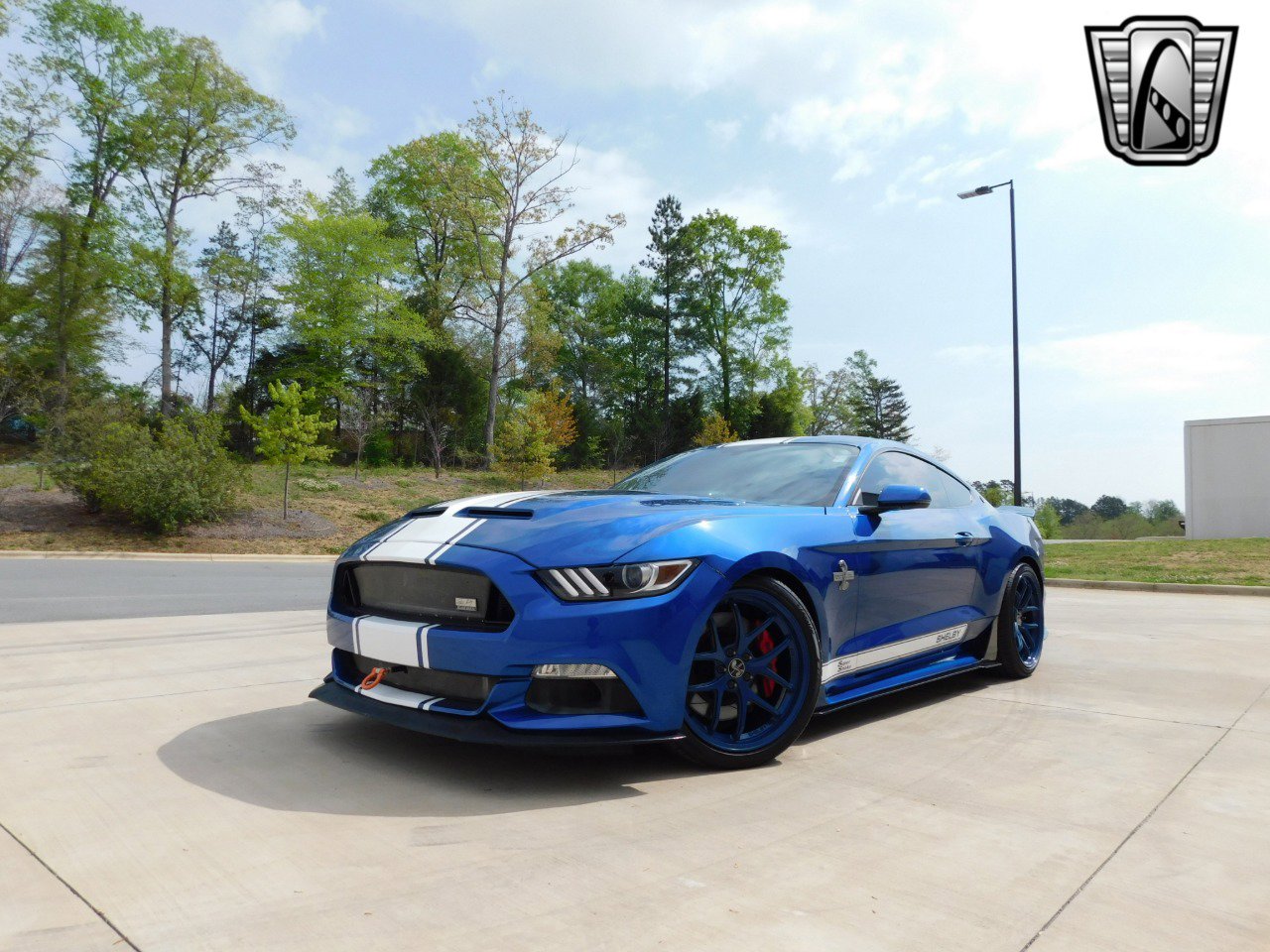 Used 2017 Ford Mustang GT Premium w/ GT Performance Package image 2