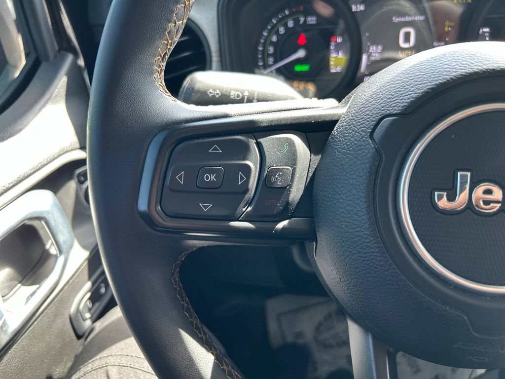 Used 2024 Jeep Wrangler Unlimited AWD/4WD image 7