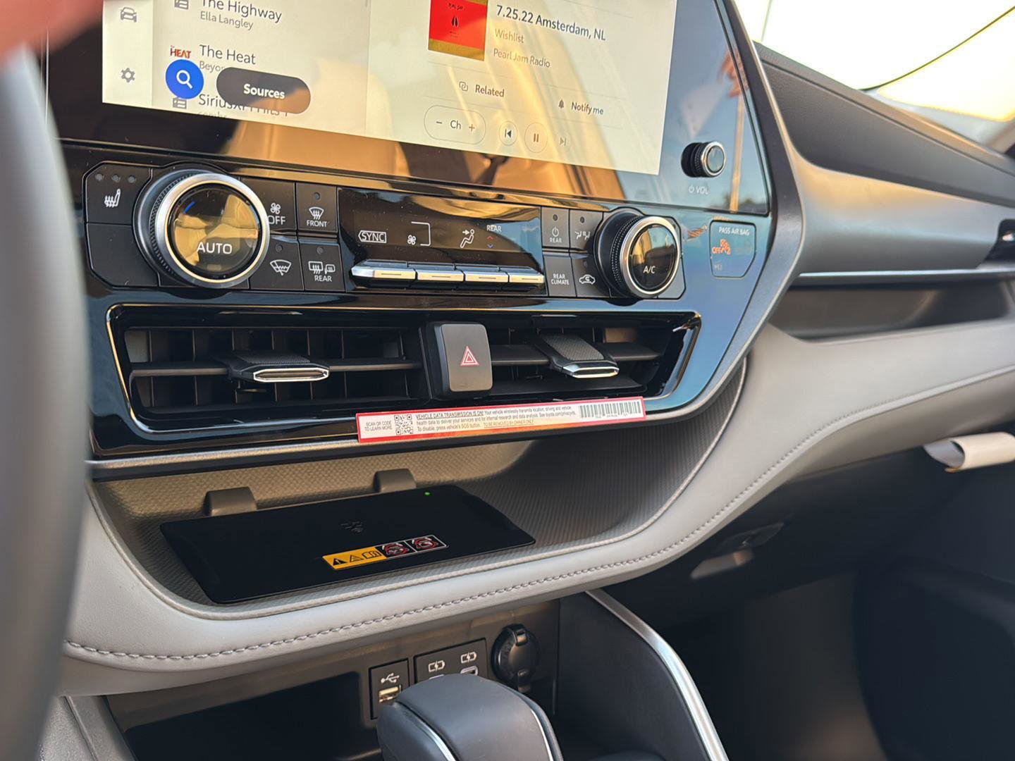 New 2026 Toyota Highlander XLE image 22