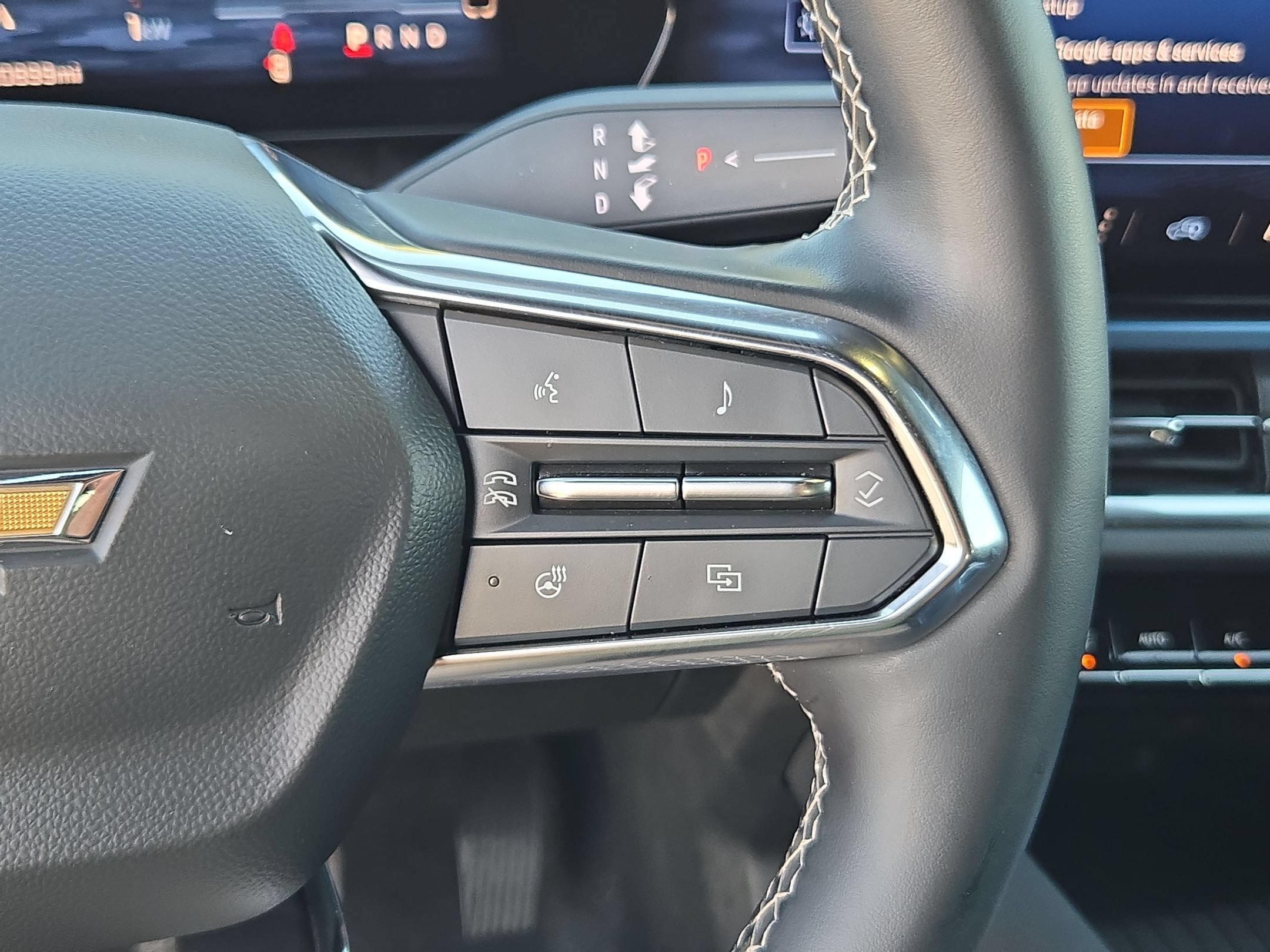 Certified 2024 Chevrolet Equinox EV LT FWD image 21