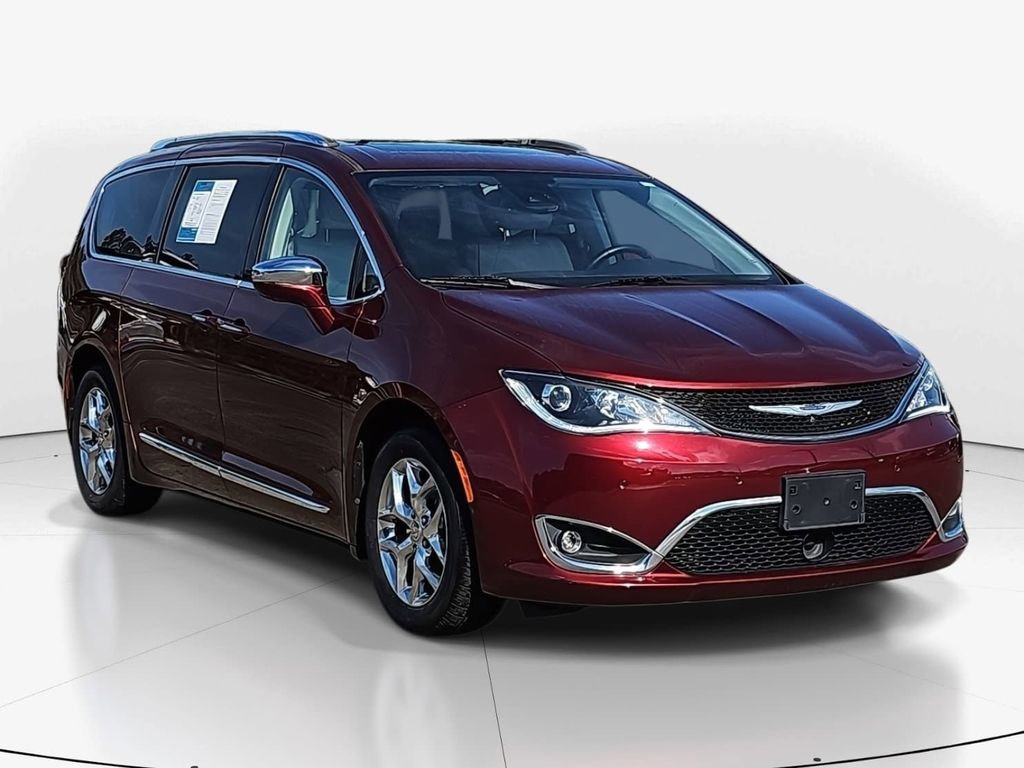 Used 2020 Chrysler Pacifica Limited image 2