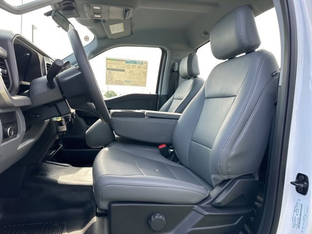 New 2024 Ford F350 XL w/ XL Chrome Package image 25