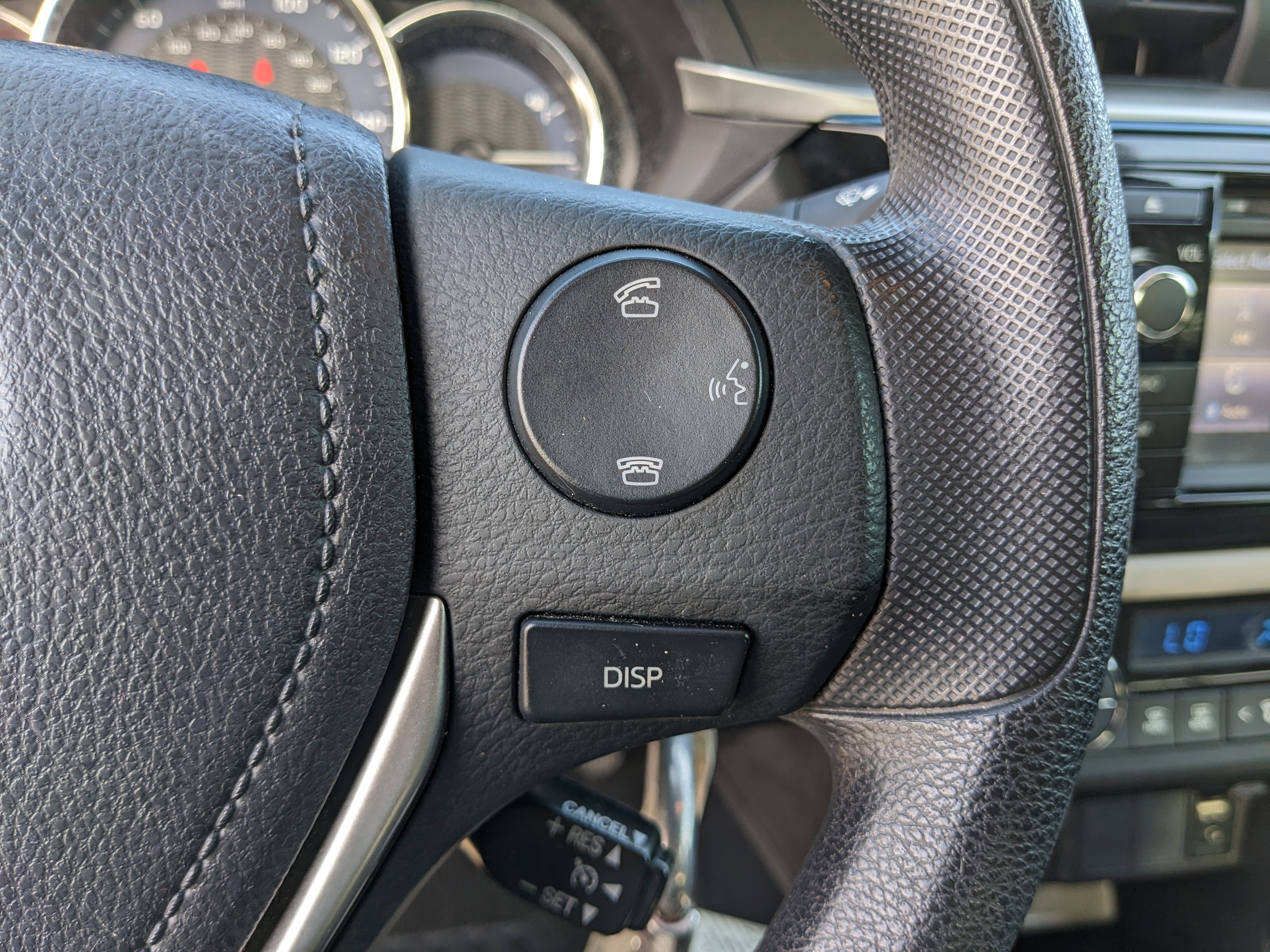 Used 2016 Toyota Corolla LE image 36